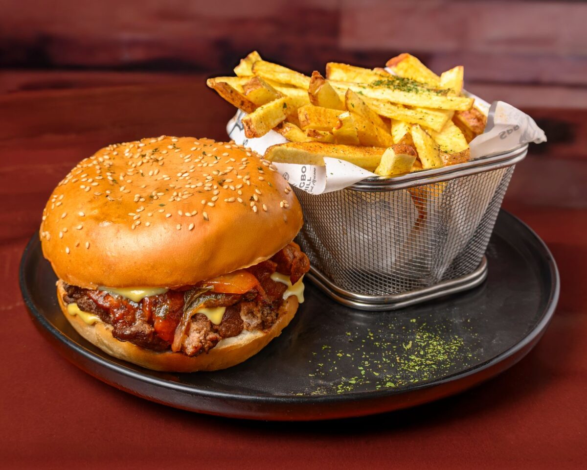 menu tasty crousty commander